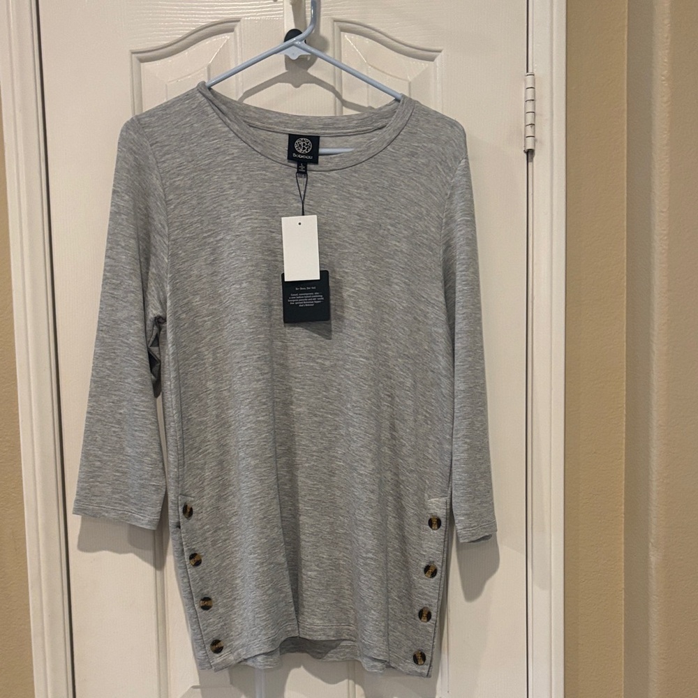 Bobeau Light Gray Long Sleeve Top with Button Accents